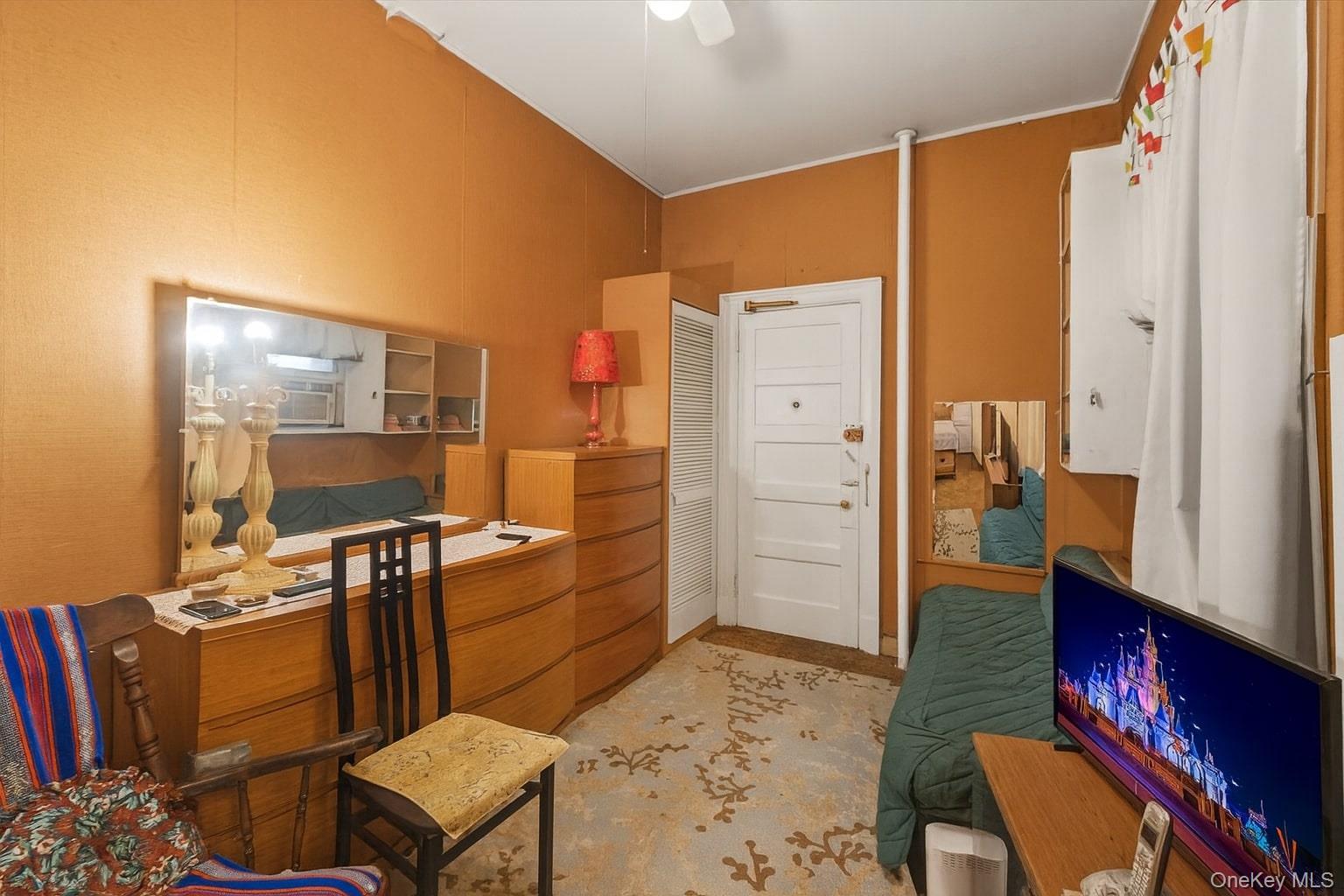 #3 photo, 92 Hamilton Avenue, Yonkers , NY 10705