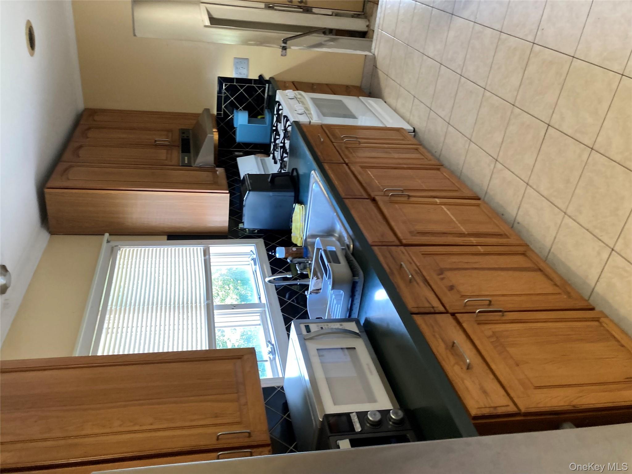 #9 photo, 59 Esopus Avenue, Ulster Park , NY 12487