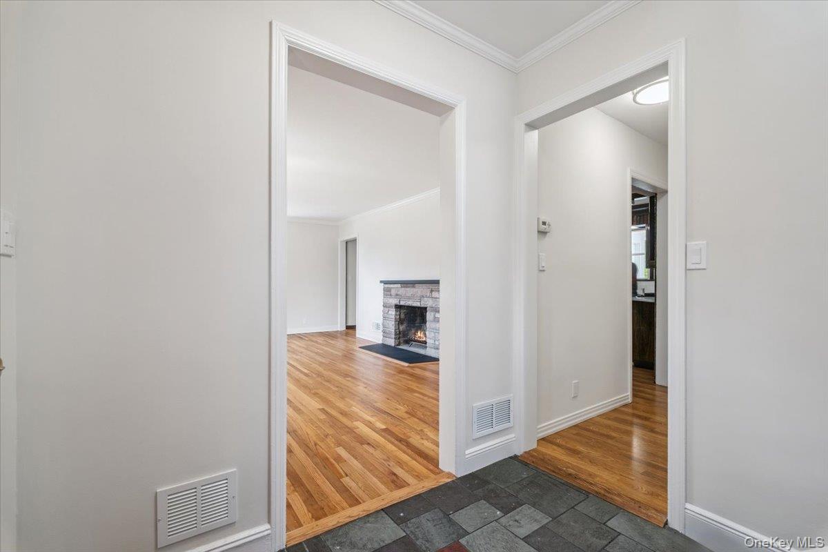 #17 photo, 13 Cauldwell Street, Eastchester , NY 10709