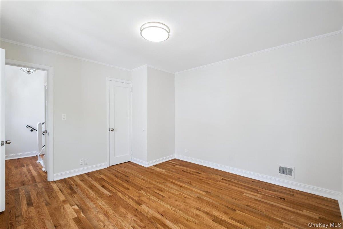 #19 photo, 13 Cauldwell Street, Eastchester , NY 10709