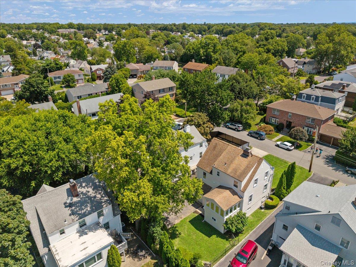 #2 photo, 13 Cauldwell Street, Eastchester , NY 10709