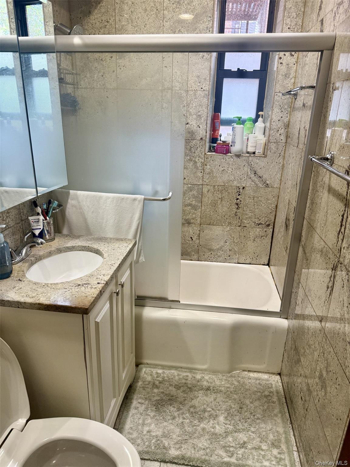 #5 photo, 88-10 34th Avenue, クイーンズ区 Jackson Heights , NY 11372