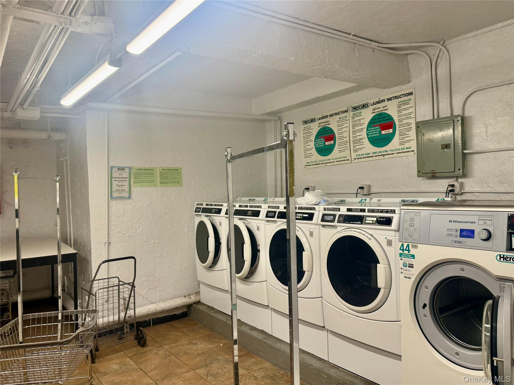 #9 photo, 88-10 34th Avenue, クイーンズ区 Jackson Heights , NY 11372