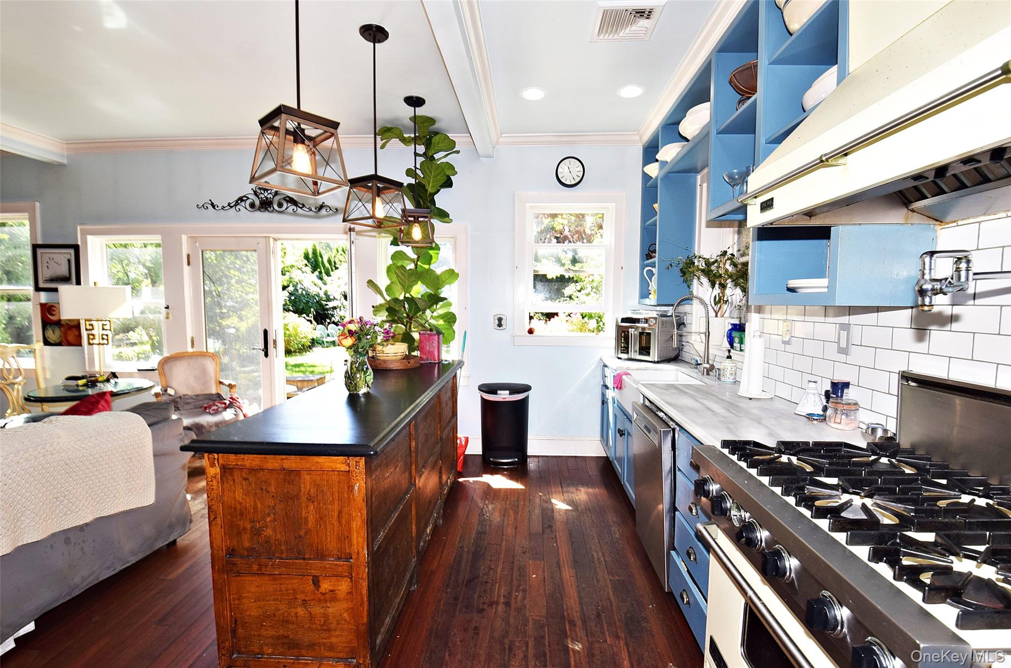 #10 photo, 24038 Poplar Street, クイーンズ区 Douglaston , NY 11363