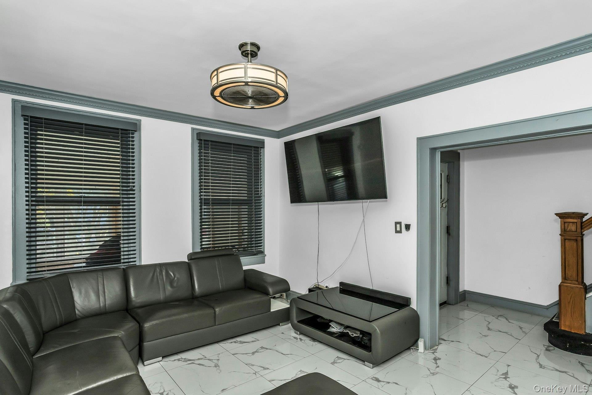 #3 photo, 28 Lexington Avenue, ナッソー郡 Freeport , NY 11520