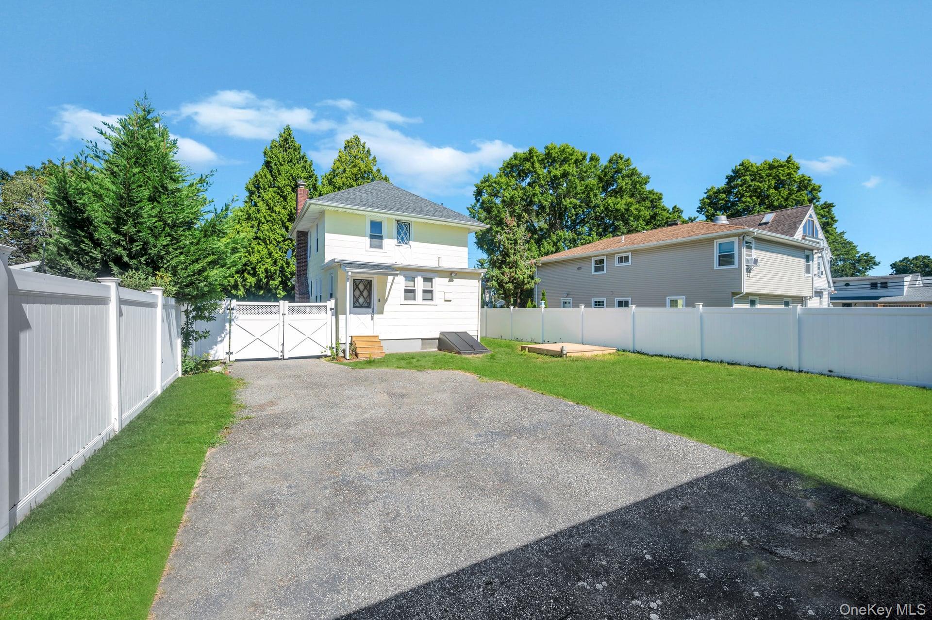 #10 photo, 2780 Natta Boulevard, ナッソー郡 Bellmore , NY 11710