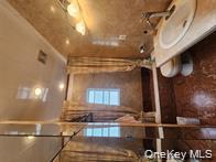 #19 photo, 6329 Dry Harbor Road, クイーンズ区 Middle Village , NY 11379