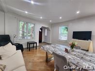 #5 photo, 6329 Dry Harbor Road, クイーンズ区 Middle Village , NY 11379