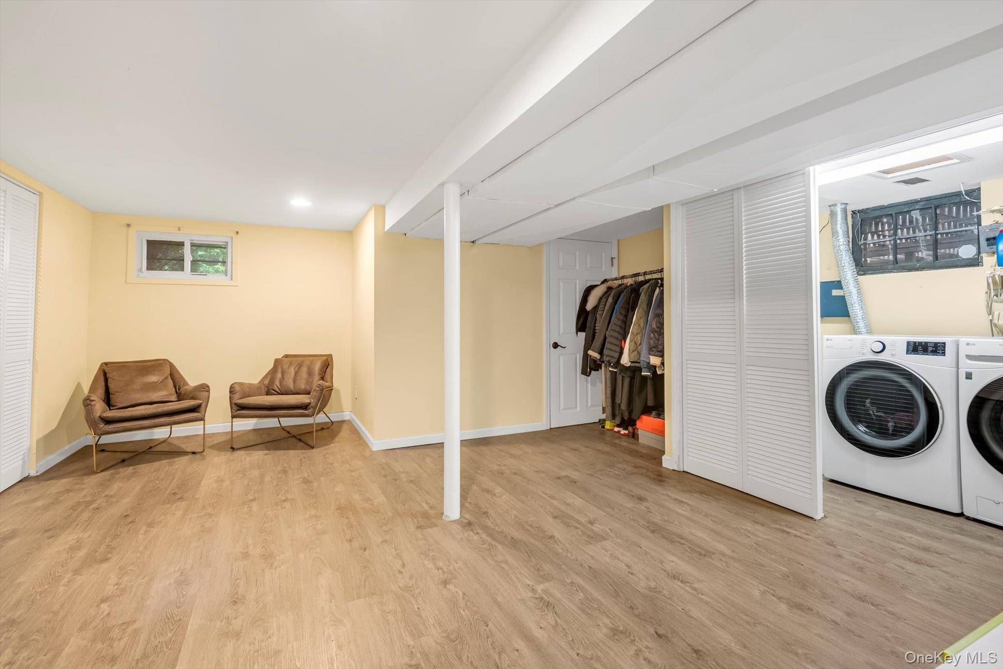 #17 photo, 12 Julliard Drive, ナッソー郡 Plainview , NY 11803