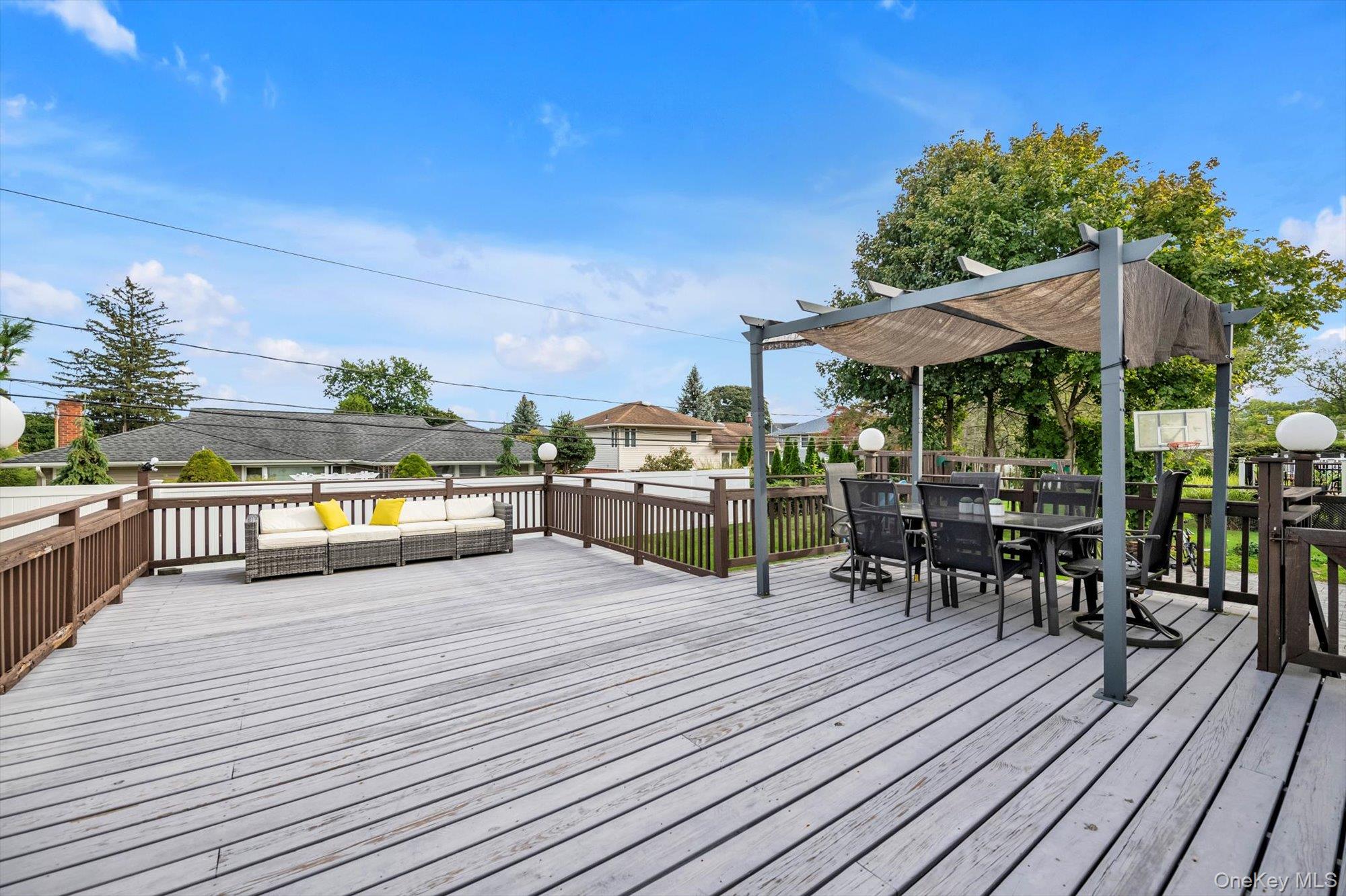 #18 photo, 12 Julliard Drive, ナッソー郡 Plainview , NY 11803