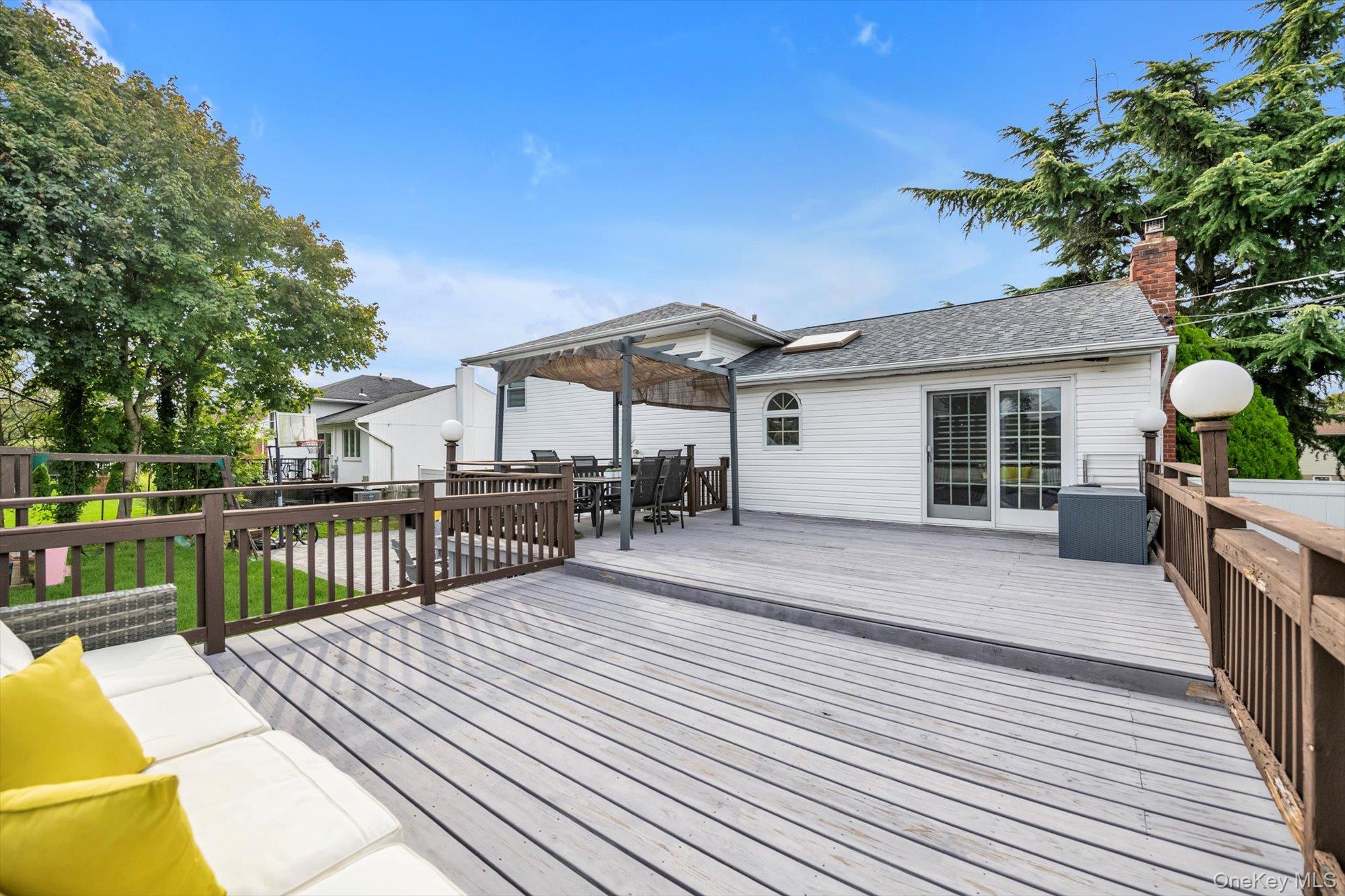 #19 photo, 12 Julliard Drive, ナッソー郡 Plainview , NY 11803