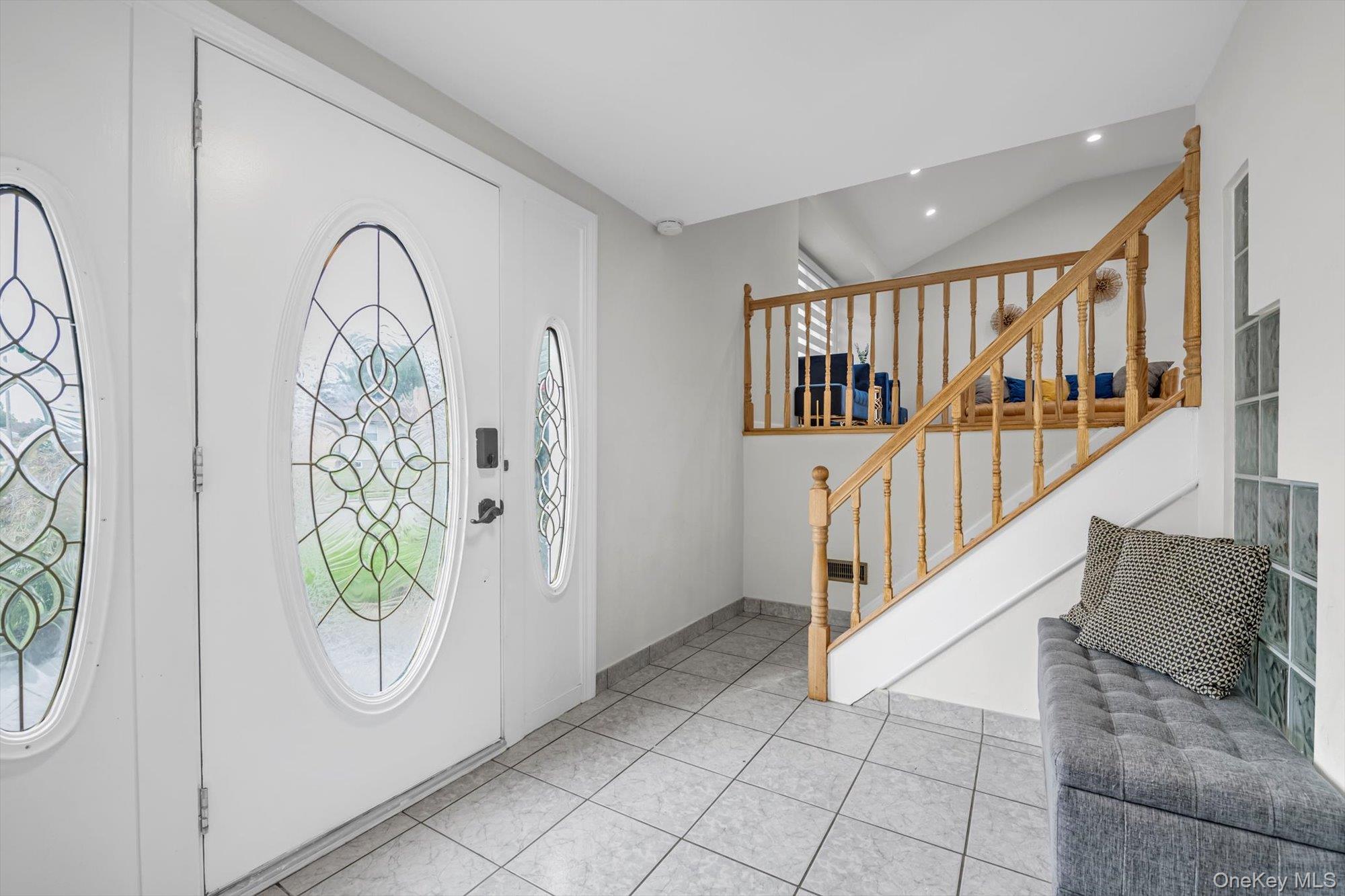 #3 photo, 12 Julliard Drive, ナッソー郡 Plainview , NY 11803