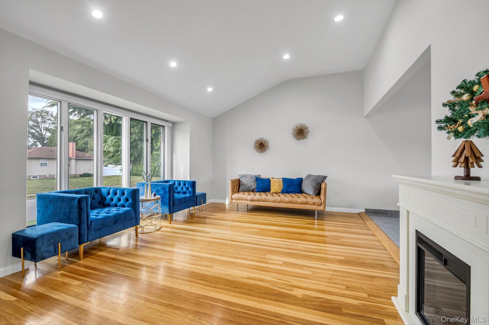 #5 photo, 12 Julliard Drive, ナッソー郡 Plainview , NY 11803