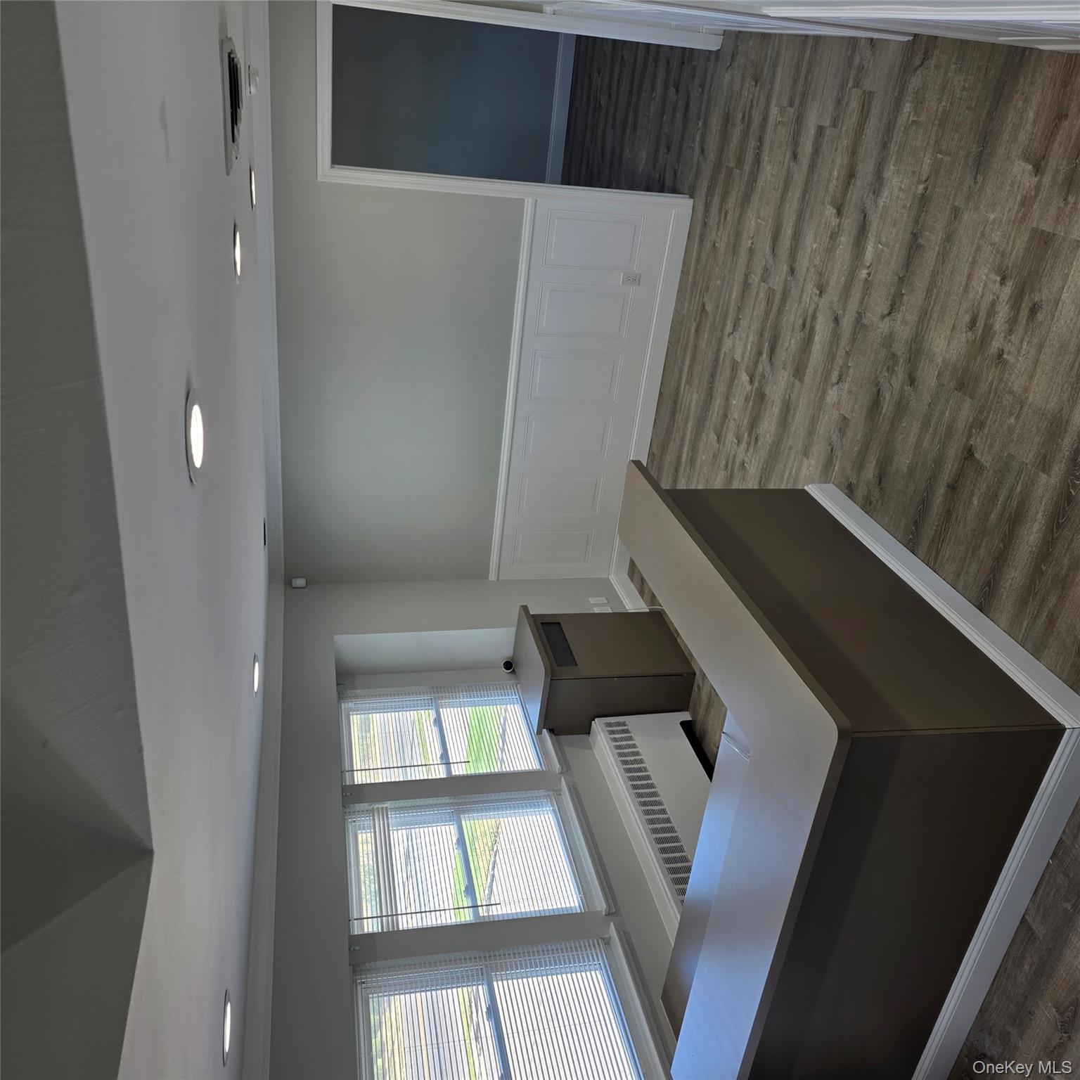 #2 photo, 268 Main Street, サフォーク郡 East Islip , NY 11730