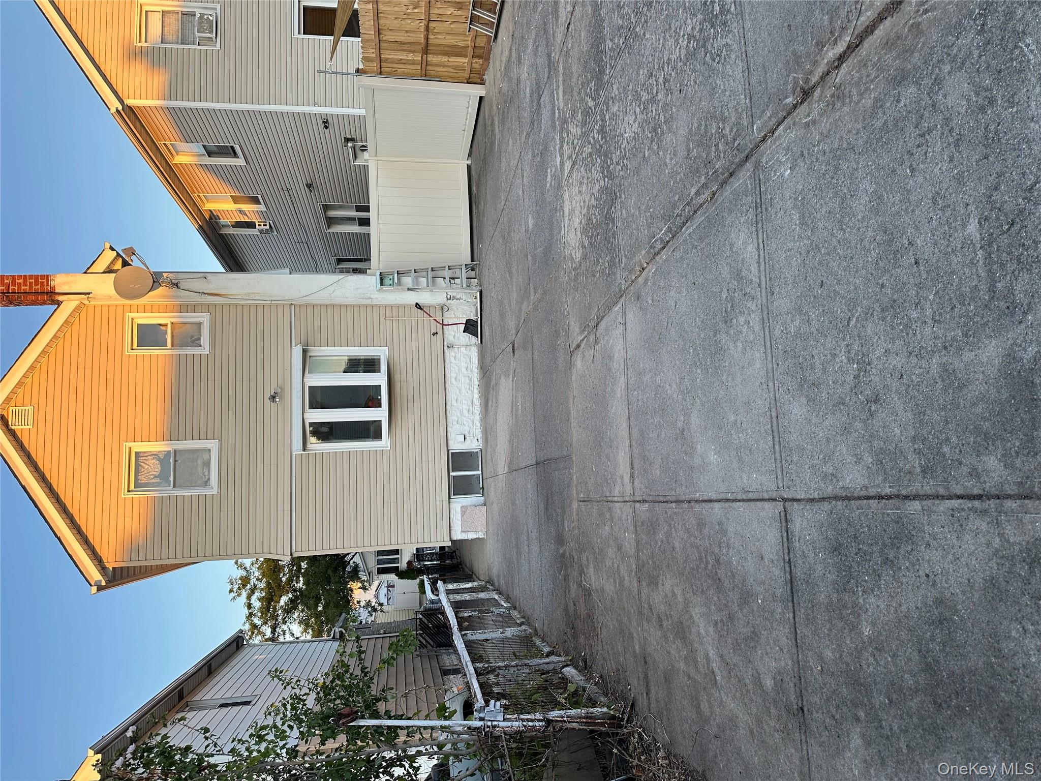 #14 photo, 10724 87th Street, 皇后区 奥松公园 Ozone Park , NY 11417