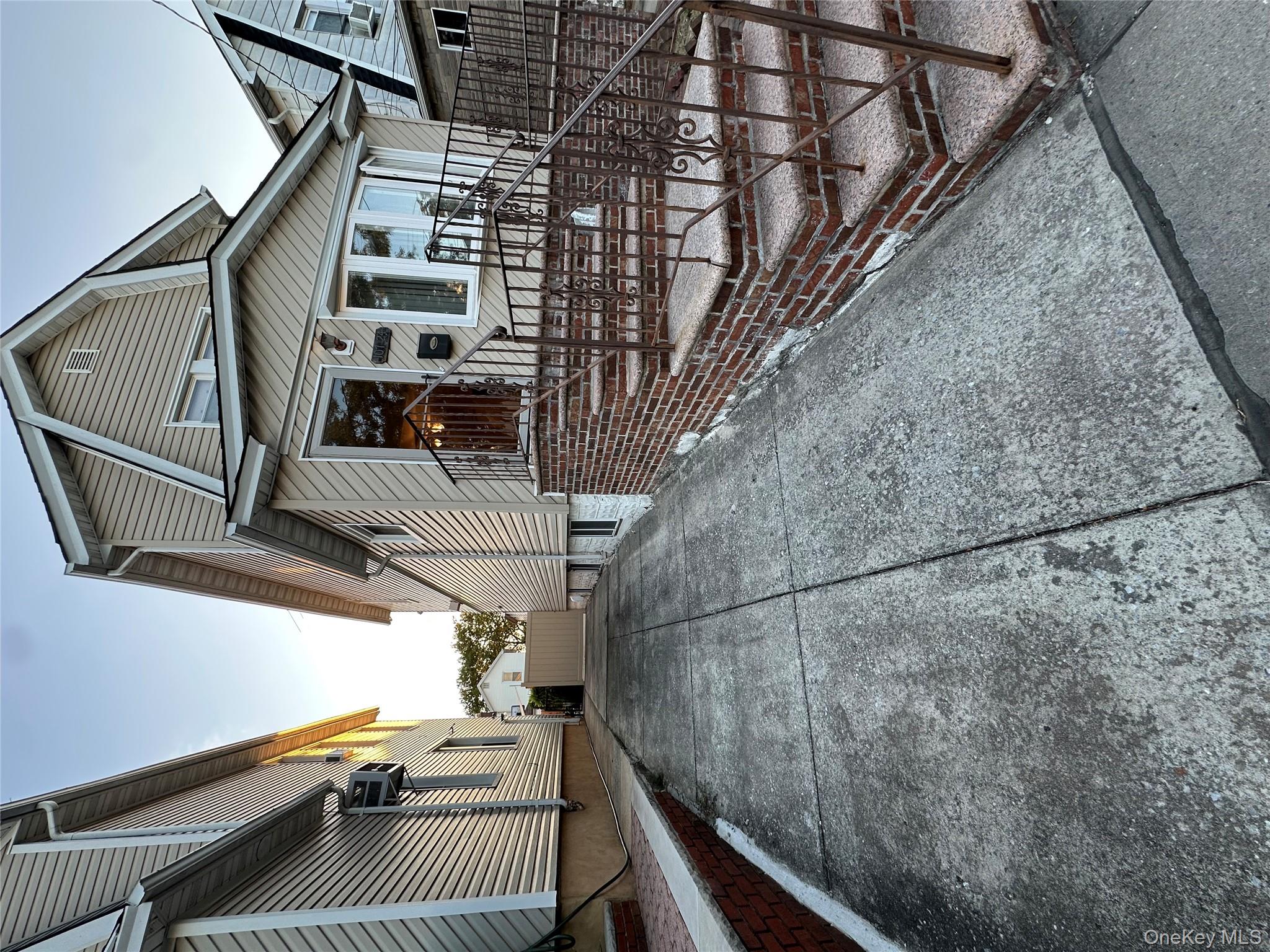 #2 photo, 10724 87th Street, 皇后区 奥松公园 Ozone Park , NY 11417