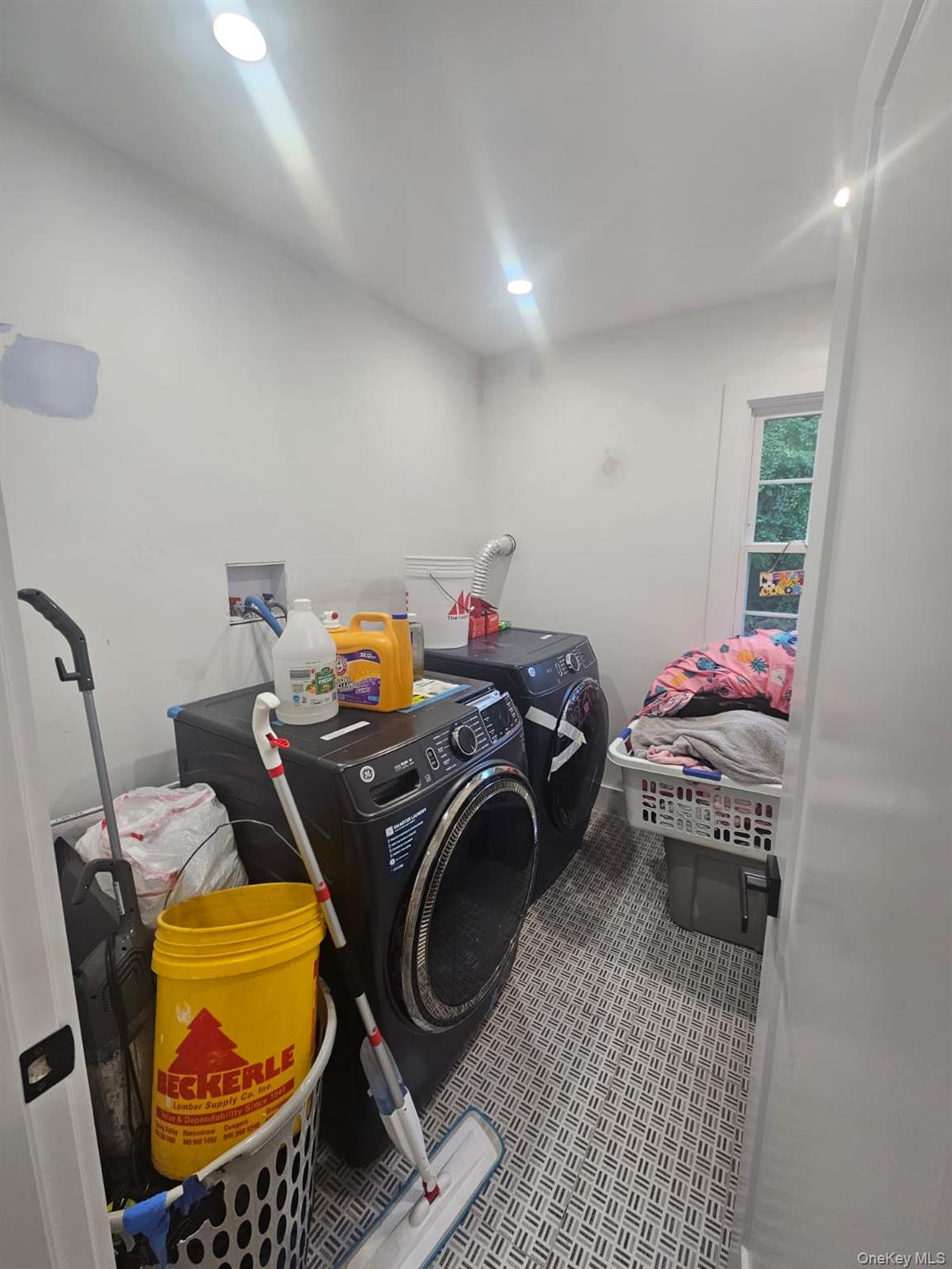 #9 photo, 381 Route 32, Woodbury , NY 10917