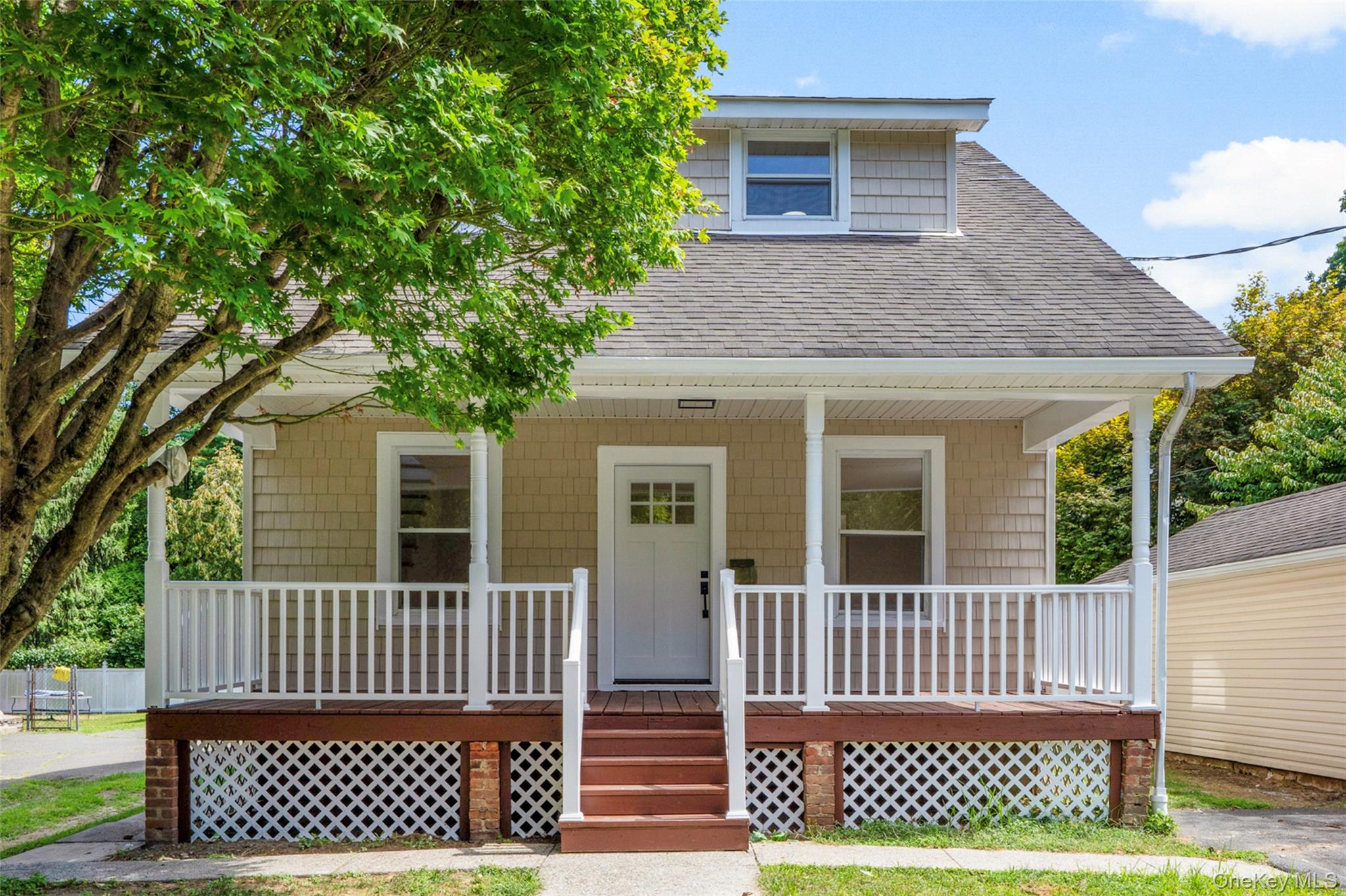 #1 photo, 324 Tuxedo Place, Hawthorne , NY 10532