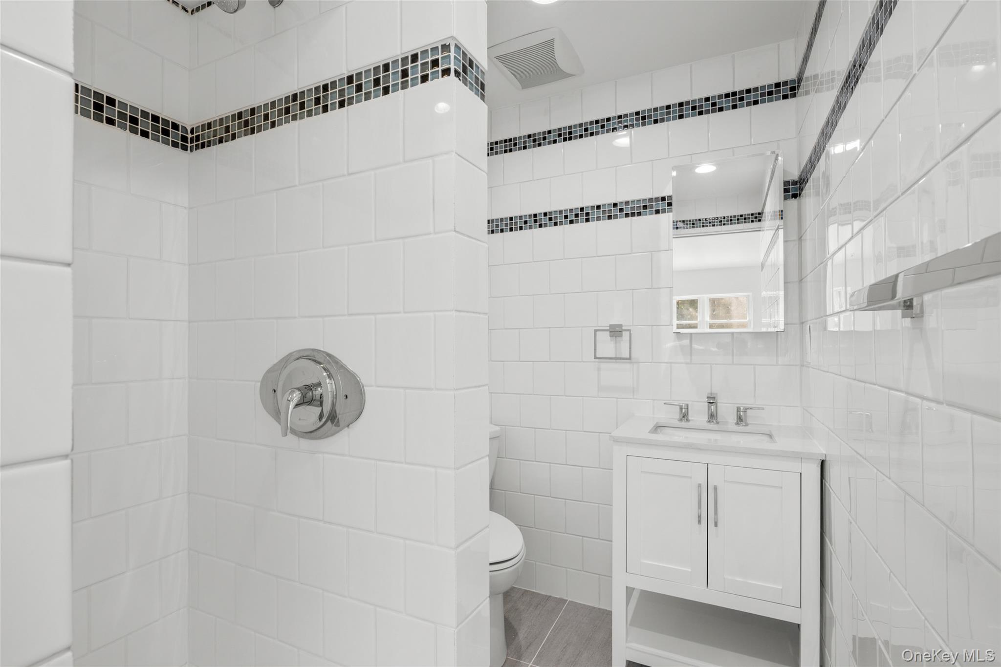 #13 photo, 324 Tuxedo Place, Hawthorne , NY 10532