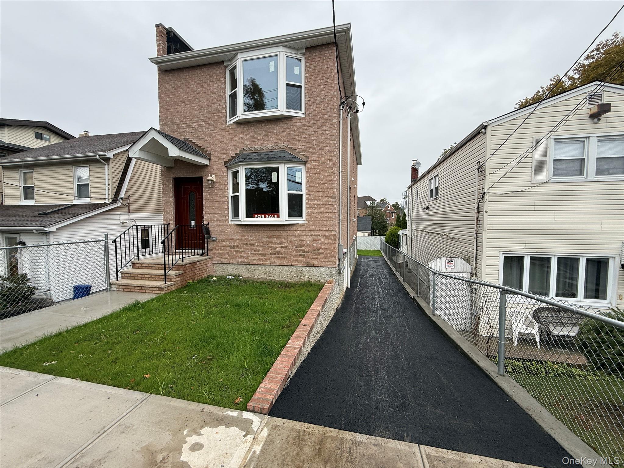 #1 photo, 3167 Ampere Avenue, ブロンクス区 Bronx , NY 10465