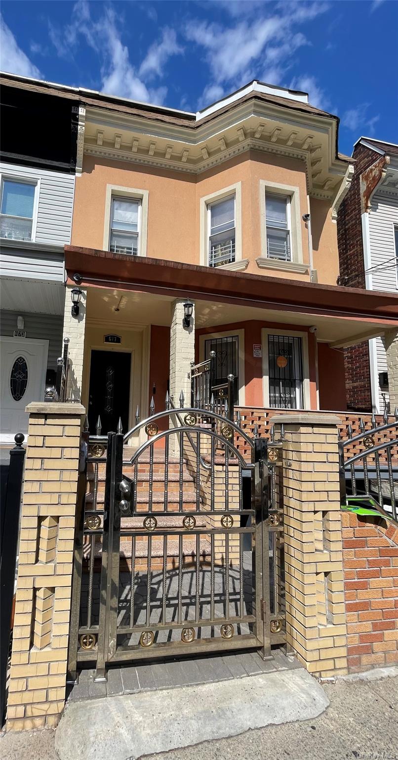 #1 photo, 677 E 224th Street, ブロンクス区 Bronx , NY 10466