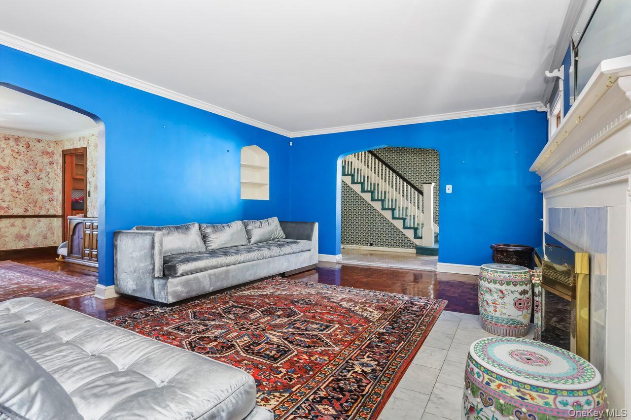 #14 photo, 889 James Street, Pelham , NY 10803