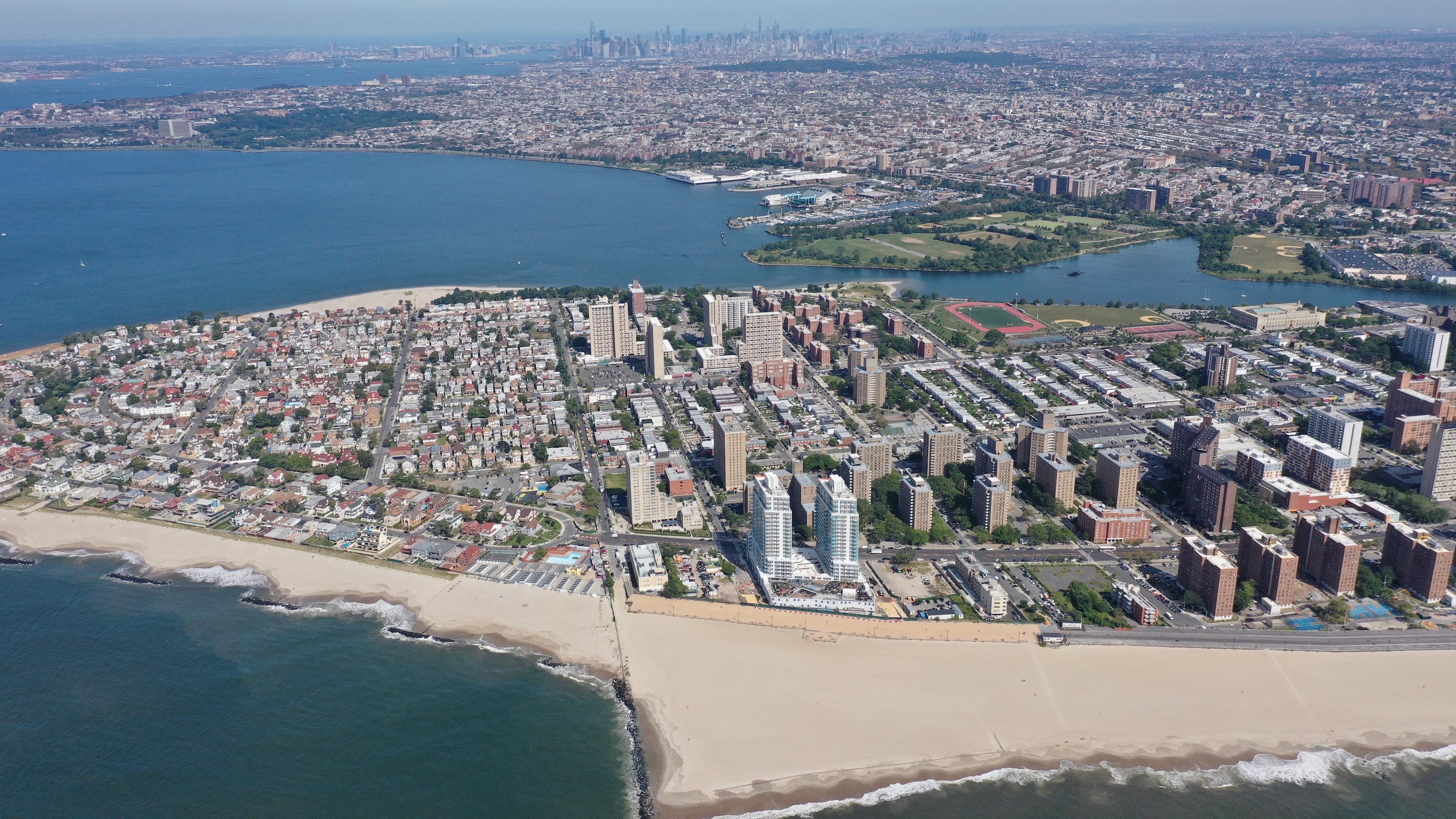 #9 photo, 1 Ocean Drive, ブルックリン区 Coney Island , NY 11224