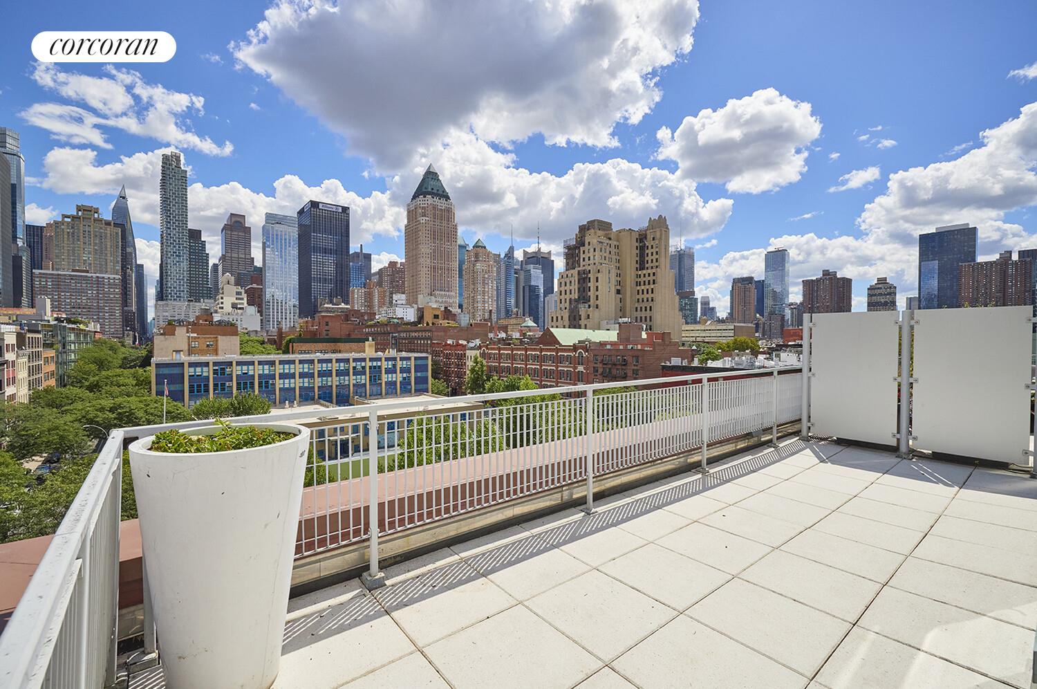 #12 photo, 500 W 53RD Street, マンハッタン Hells Kitchen , NY 10019