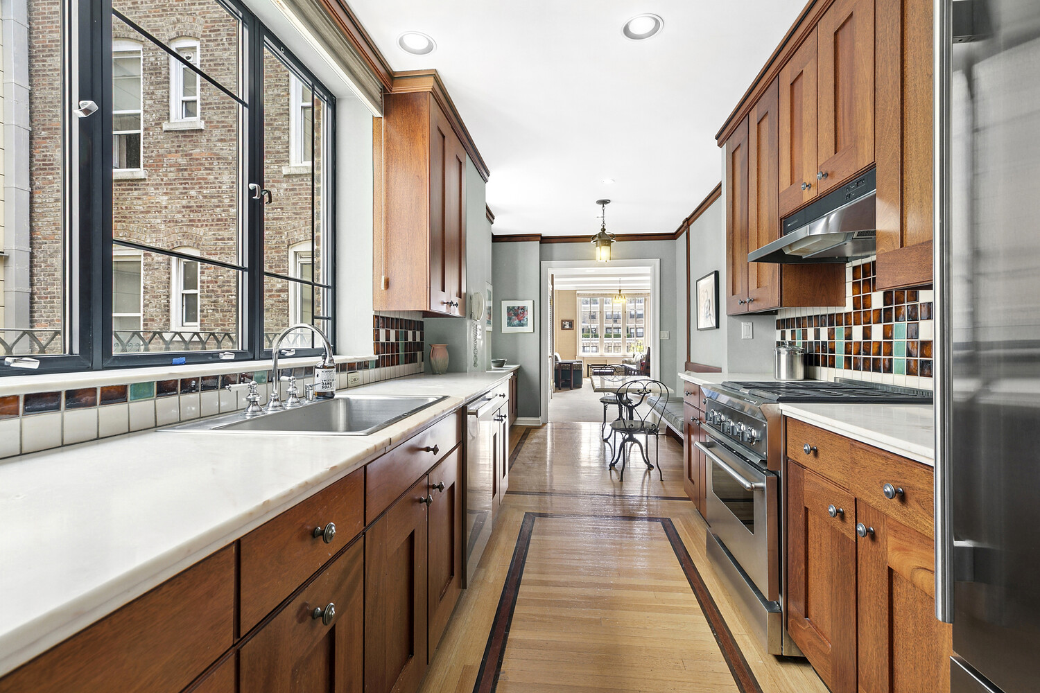 #7 photo, 122 E 82ND Street, マンハッタン Upper East Side , NY 10028