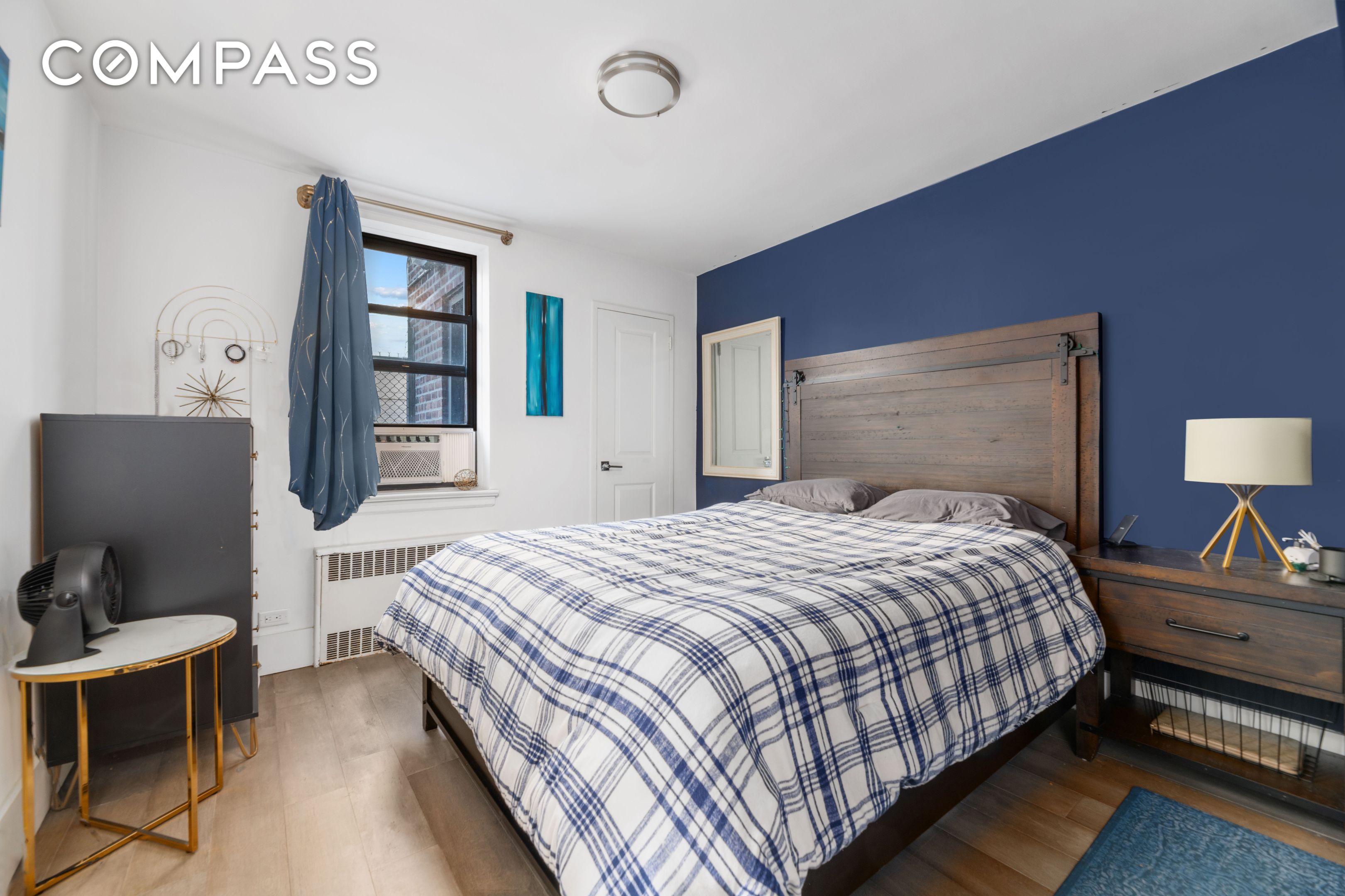 #1 photo, 2420 Morris Avenue, ブロンクス区 Fordham Heights , NY 10468