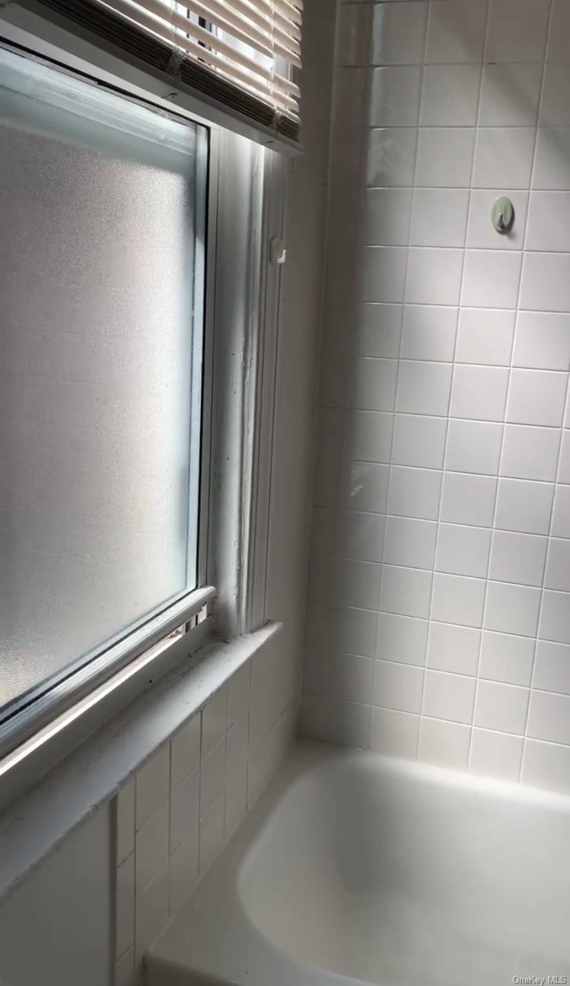 #8 photo, 14710 45th Avenue, クイーンズ区 Flushing , NY 11355