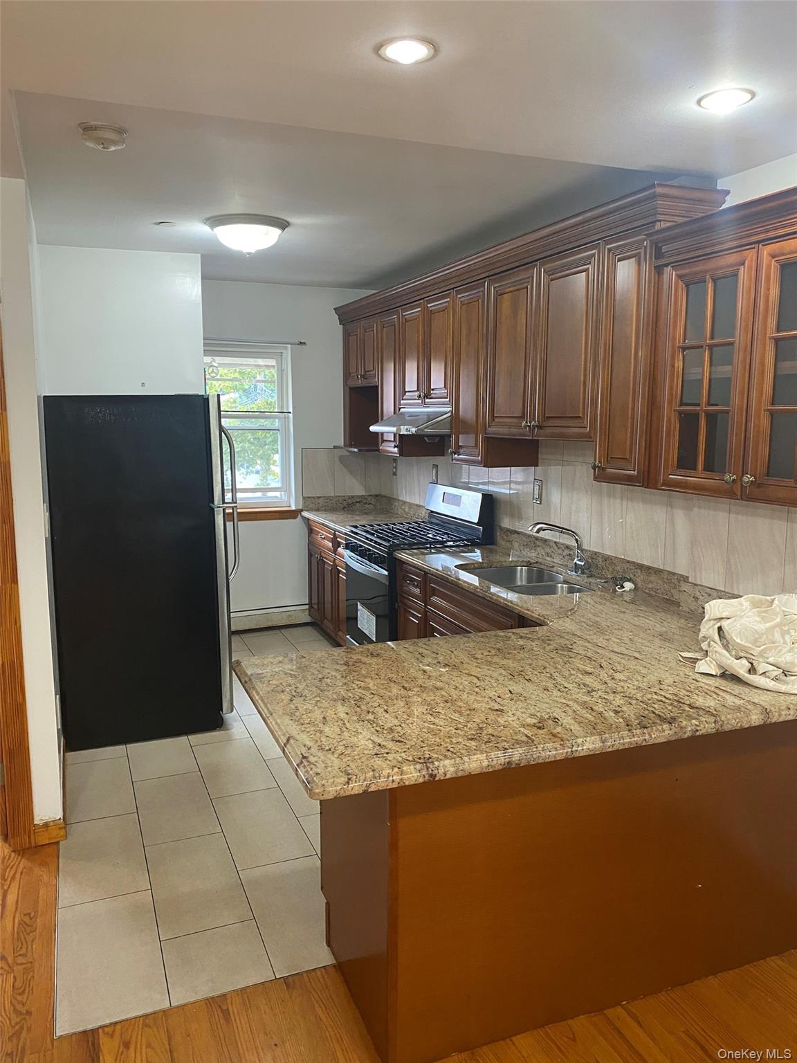 #4 photo, 48-19 67th Street, クイーンズ区 Woodside , NY 11377