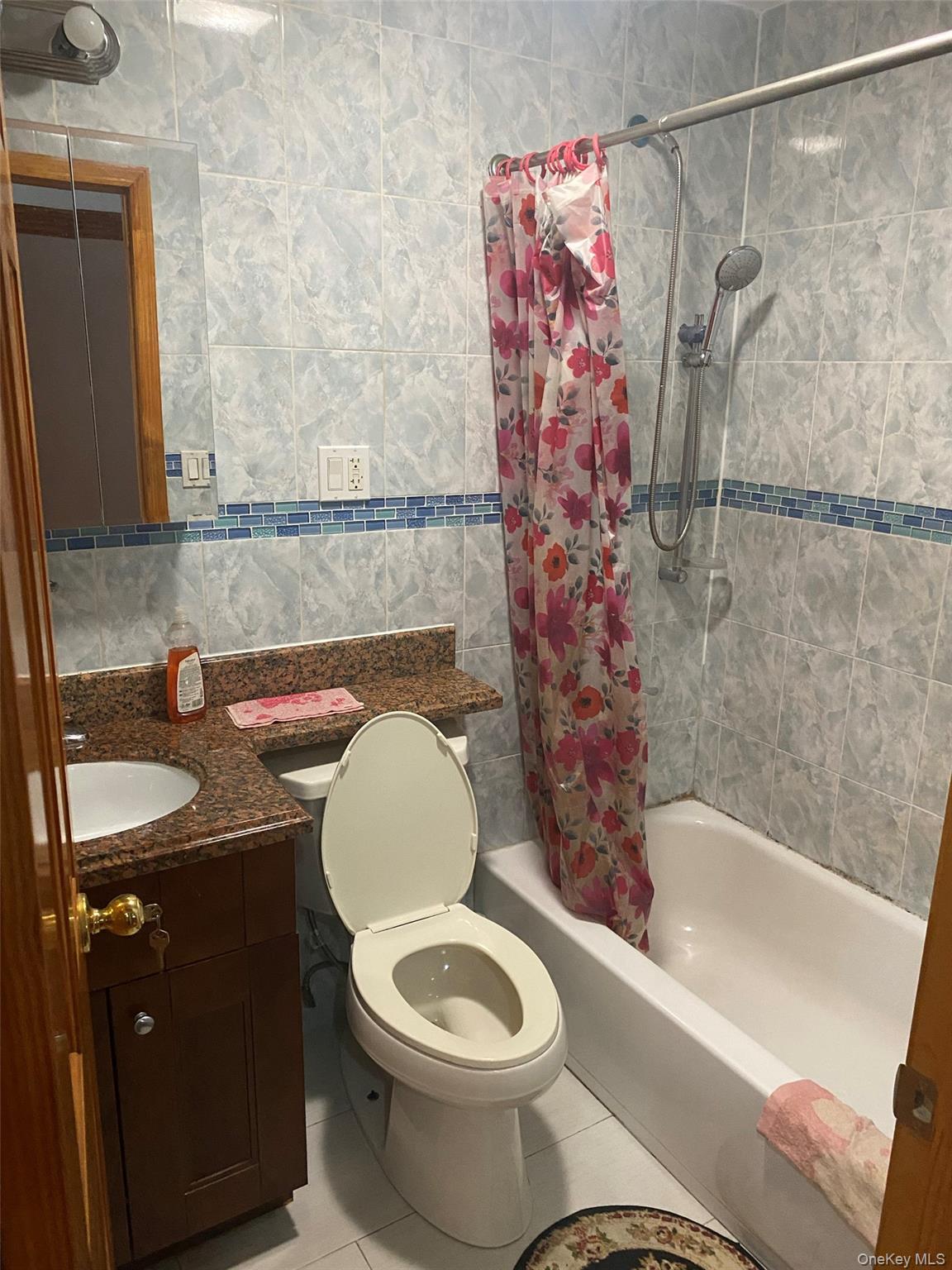 #7 photo, 48-19 67th Street, クイーンズ区 Woodside , NY 11377