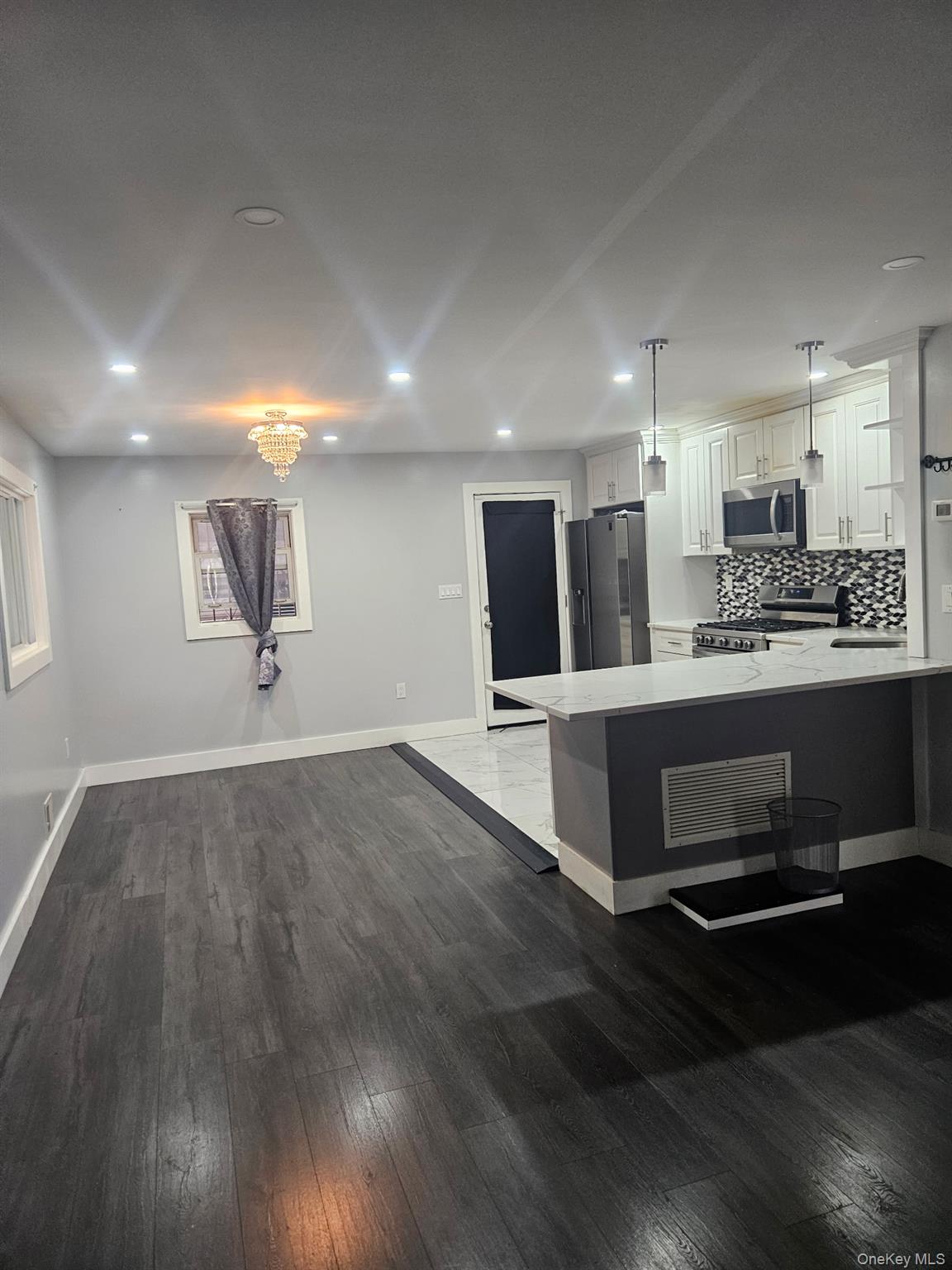 #3 photo, 10944 177th Street, Jamaica , NY 11433