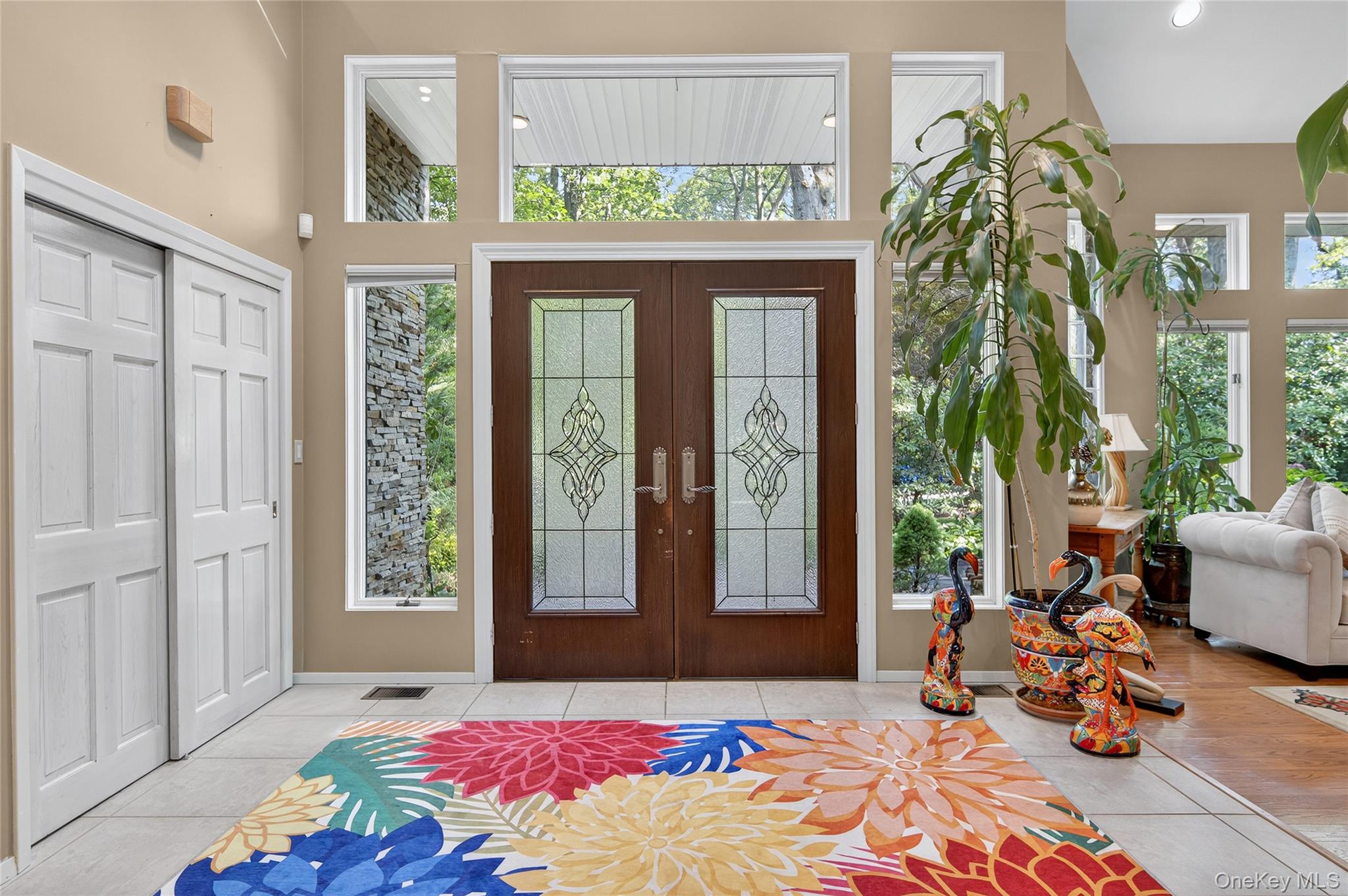 #4 photo, 18 Roundtree Drive, サフォーク郡 Melville , NY 11747