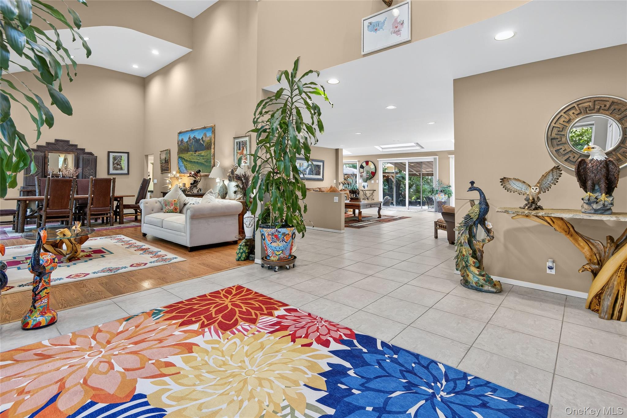 #5 photo, 18 Roundtree Drive, サフォーク郡 Melville , NY 11747