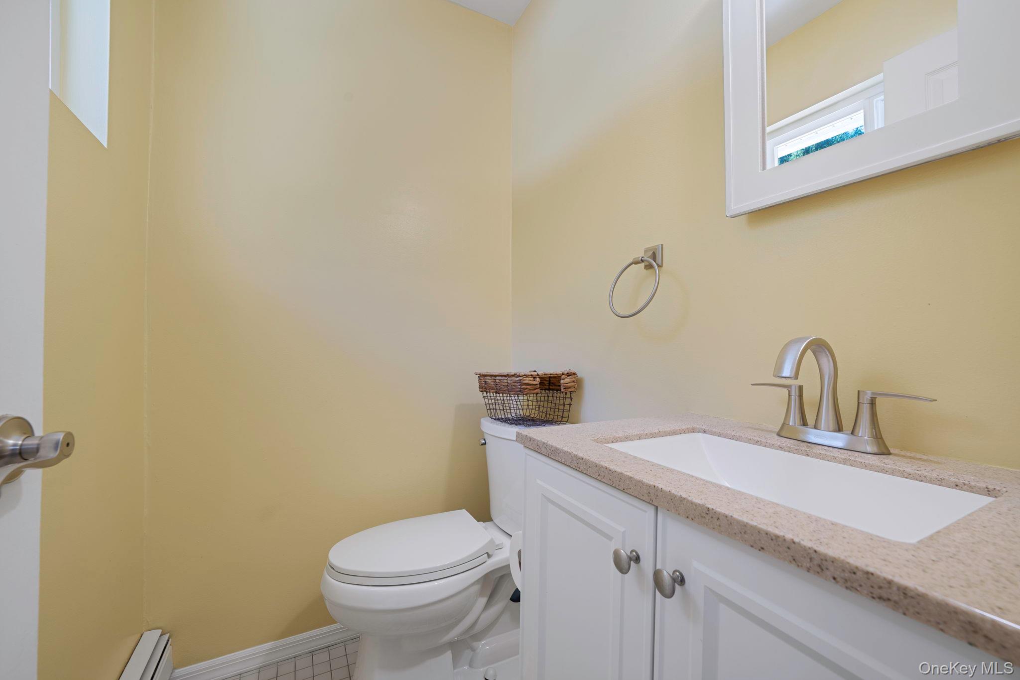 #10 photo, 3 Emily Court, サフォーク郡 Hampton Bays , NY 11946