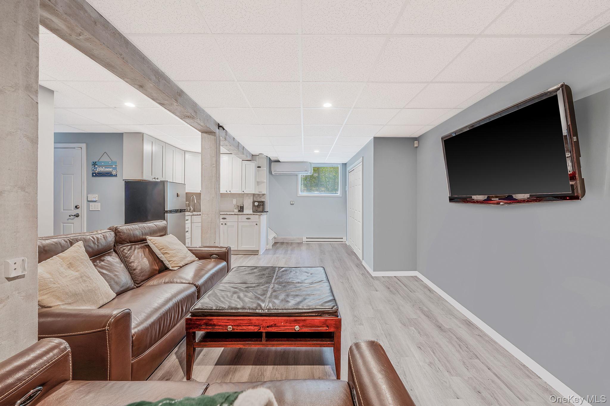 #18 photo, 3 Emily Court, サフォーク郡 Hampton Bays , NY 11946