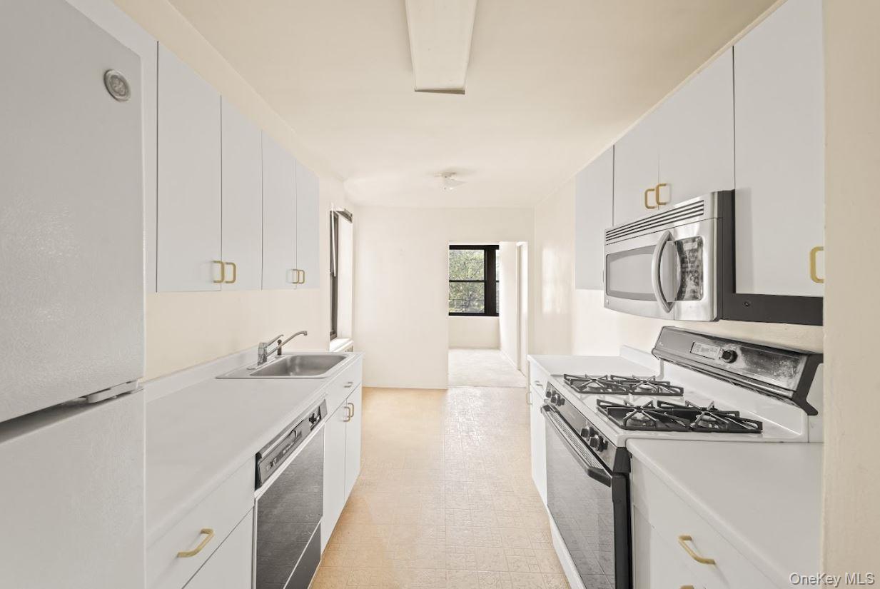 #7 photo, 18-75 Corporal Kennedy Street, クイーンズ区 Bayside , NY 11360