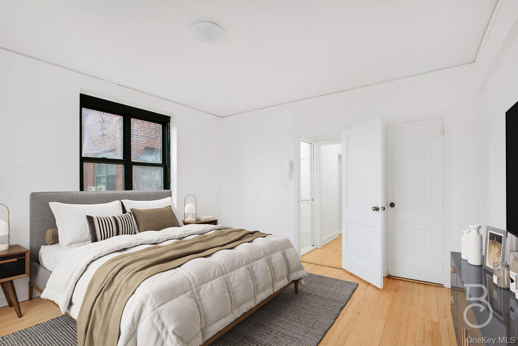 #4 photo, 34-20 79th Street, クイーンズ区 Jackson Heights , NY 11372