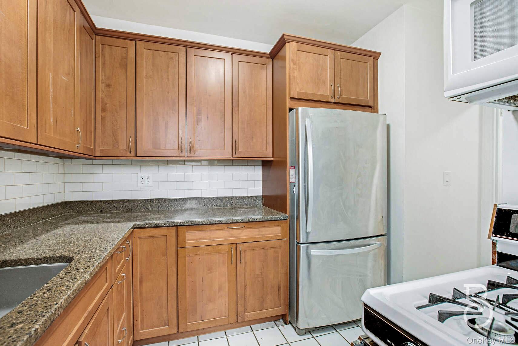 #7 photo, 34-20 79th Street, クイーンズ区 Jackson Heights , NY 11372