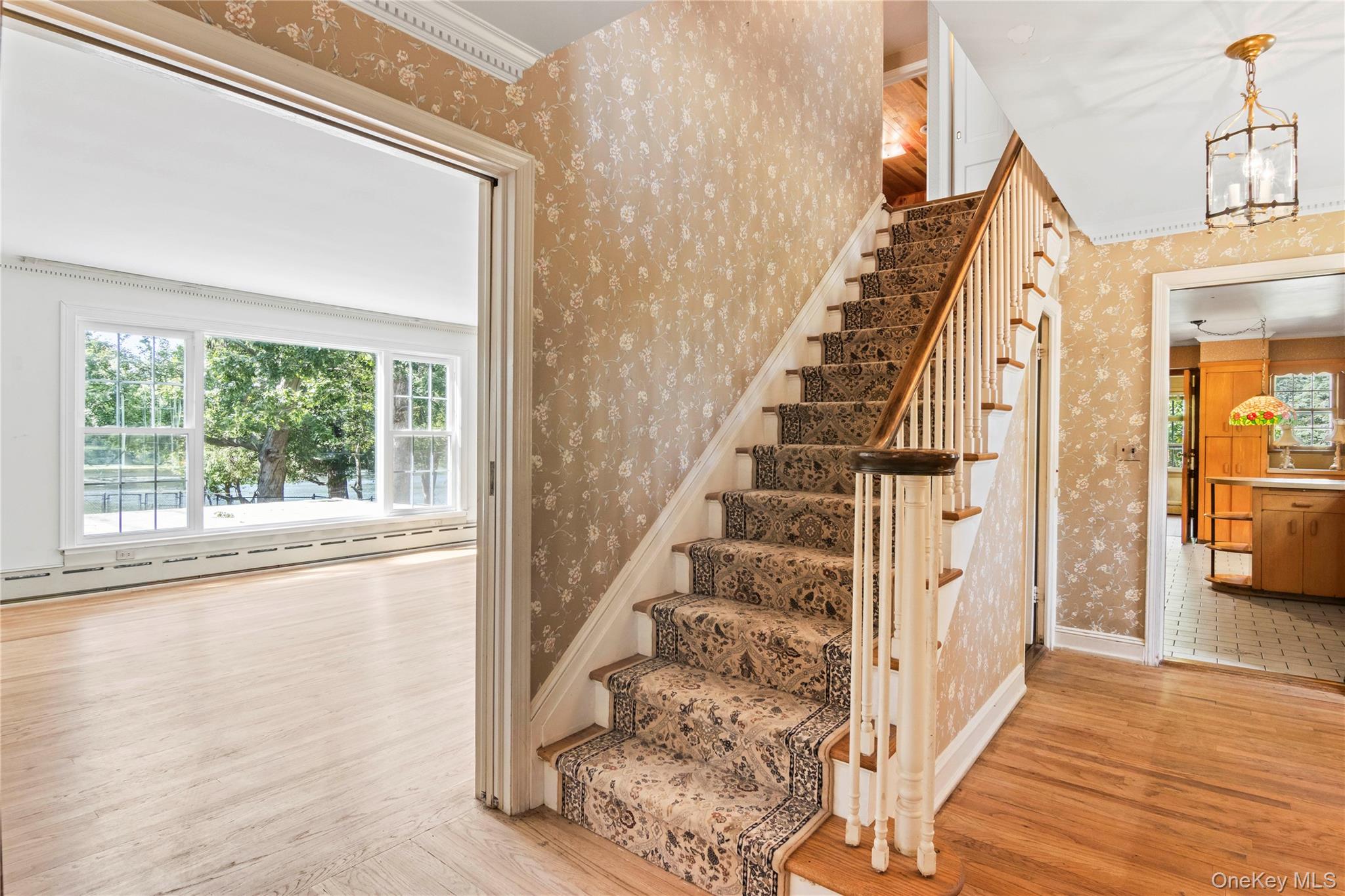 #10 photo, 108 Shore Road, サフォーク郡 Patchogue , NY 11772