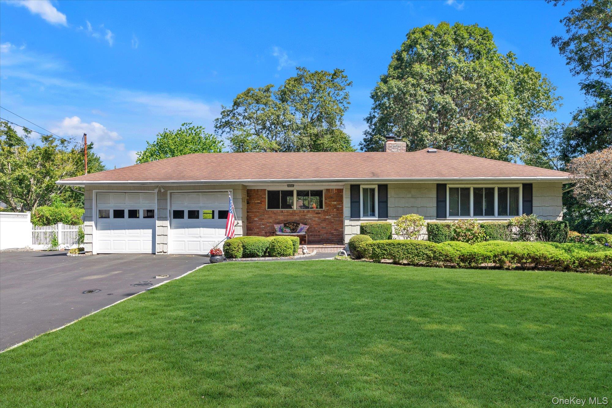 #1 photo, 41 Villanova Lane, サフォーク郡 Dix Hills , NY 11746