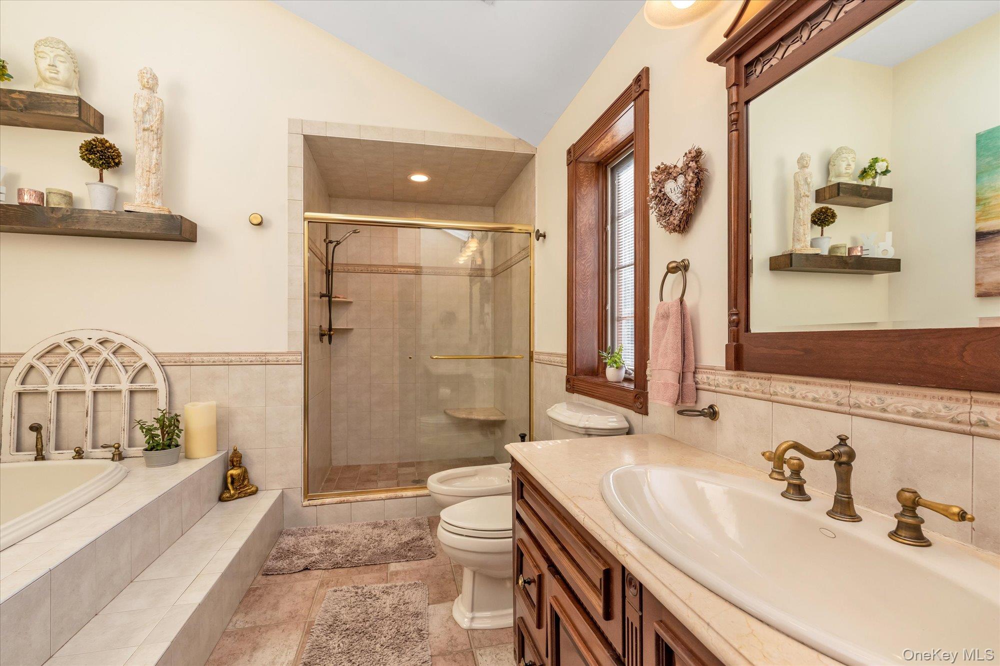 #14 photo, 639 Boelsen Drive, ナッソー郡 Westbury , NY 11590