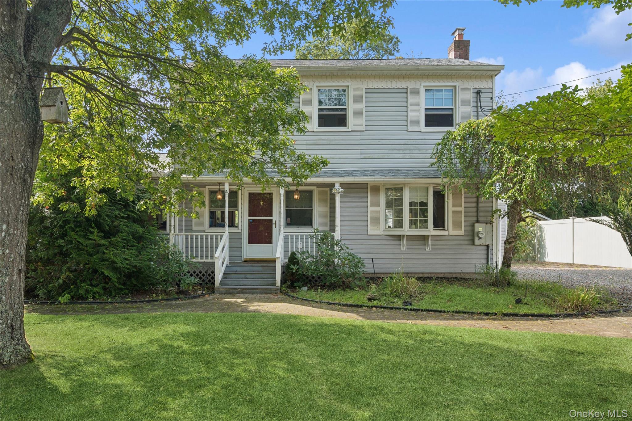 #1 photo, 18 Shirley Street, サフォーク郡 Center Moriches , NY 11934