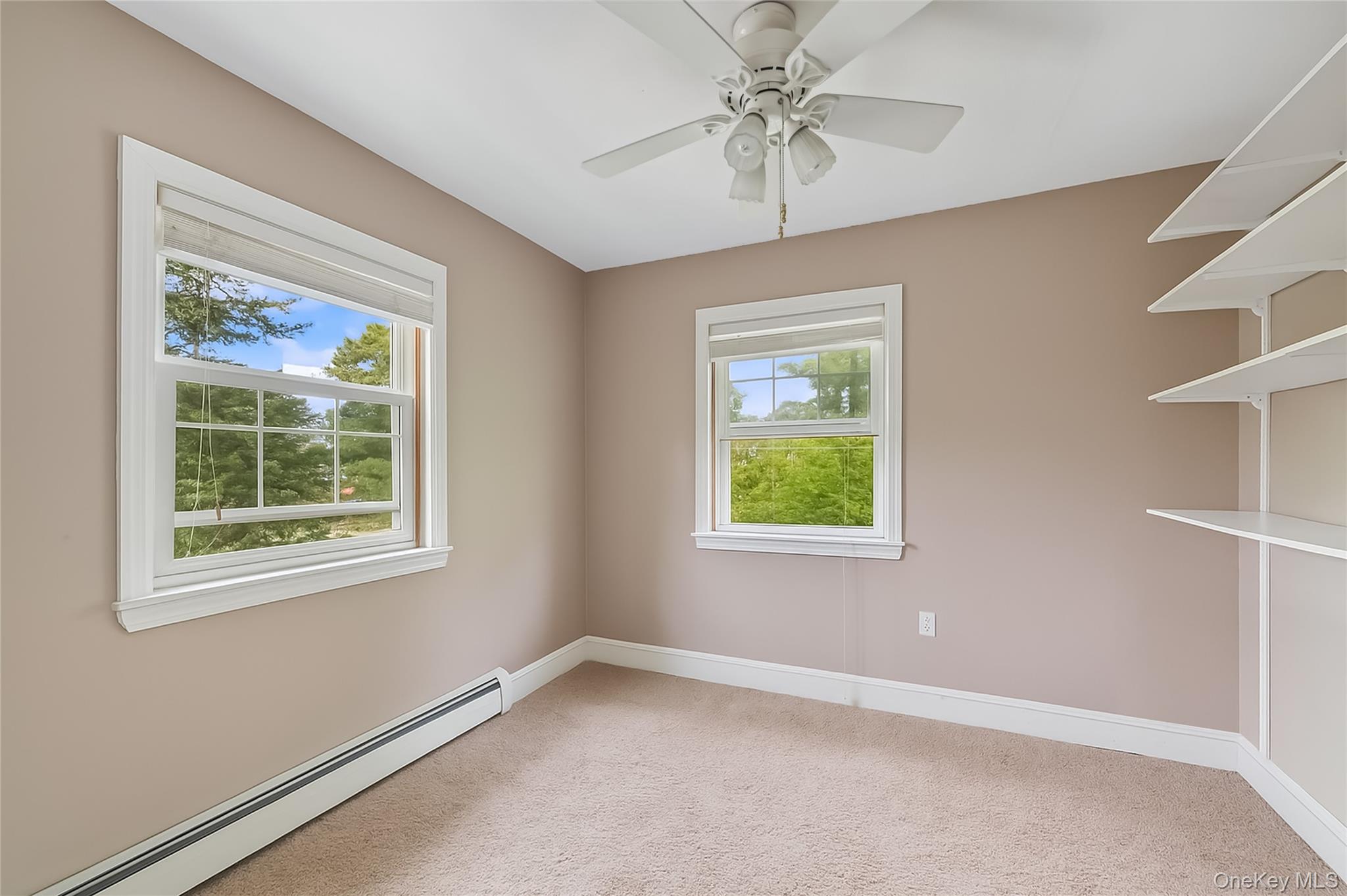 #17 photo, 18 Shirley Street, サフォーク郡 Center Moriches , NY 11934