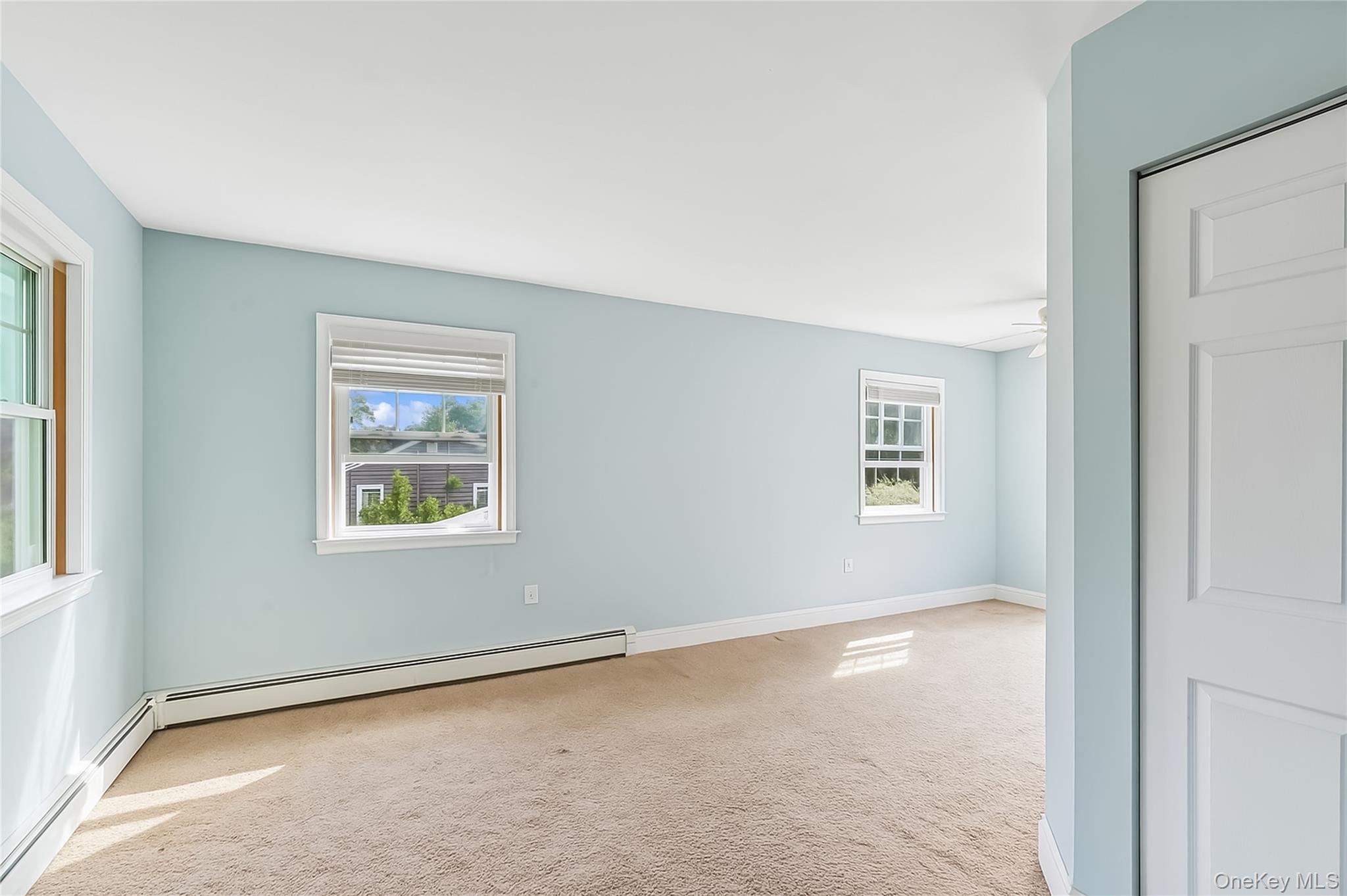 #18 photo, 18 Shirley Street, サフォーク郡 Center Moriches , NY 11934