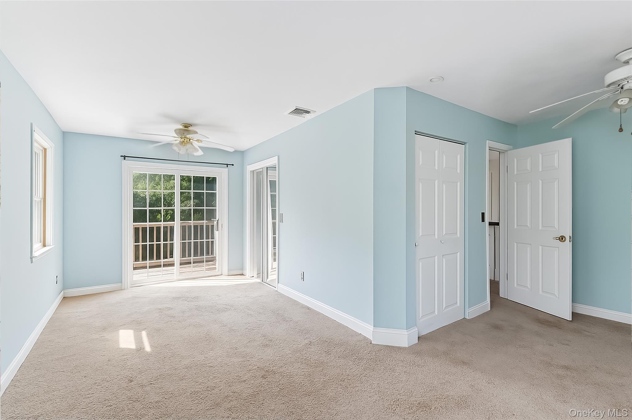 #19 photo, 18 Shirley Street, サフォーク郡 Center Moriches , NY 11934