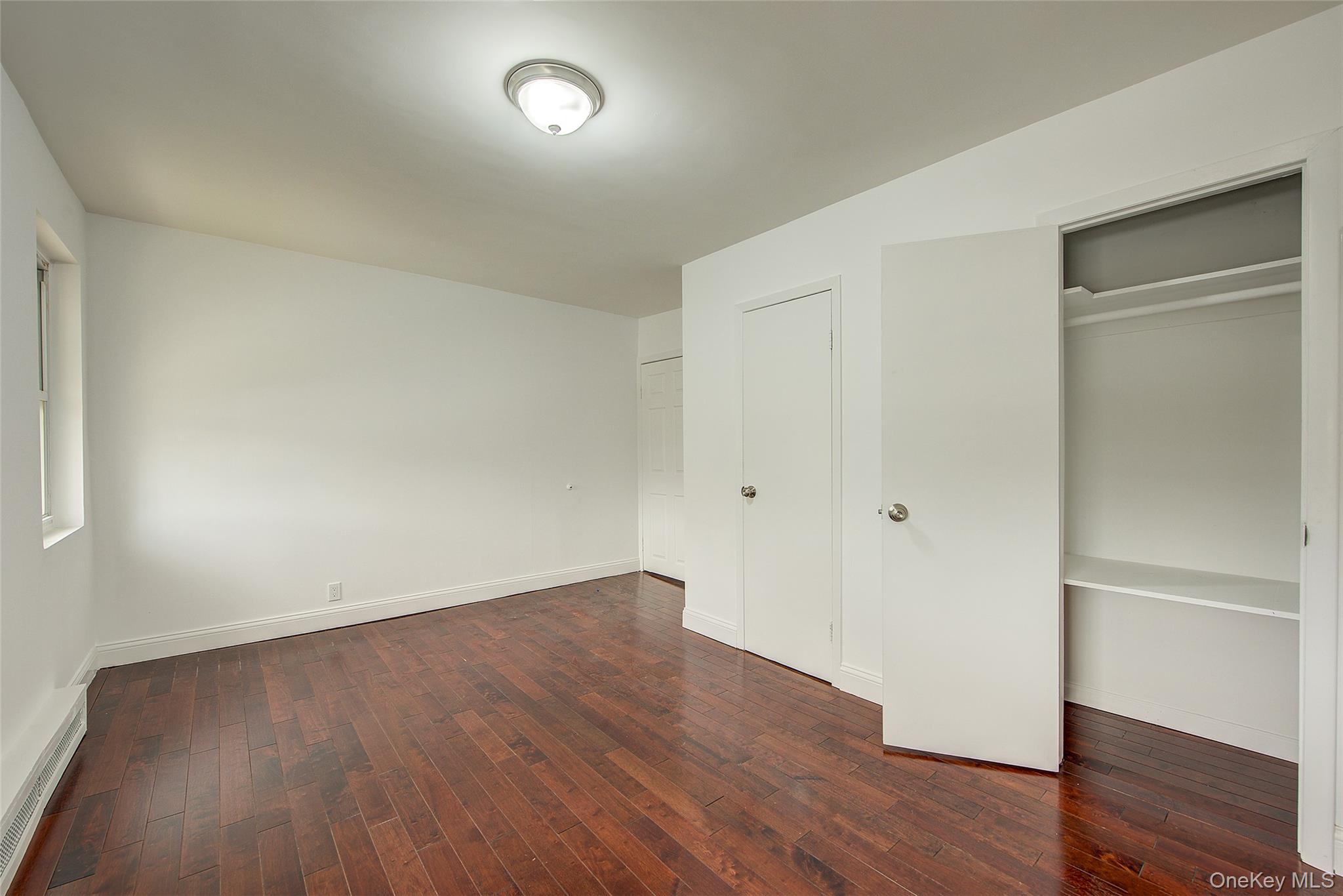 #11 photo, 95-15 84 Street, クイーンズ区 Ozone Park , NY 11416