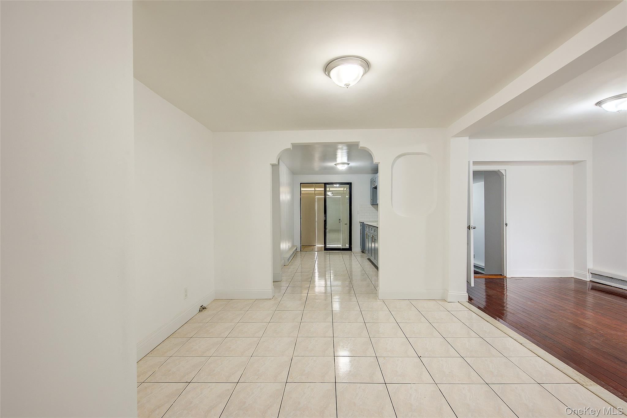 #12 photo, 95-15 84 Street, クイーンズ区 Ozone Park , NY 11416